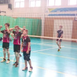 Siatkarze z gołdapskiej „Trójki” na podium w Ełku