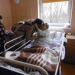 Gimnazjalni wolontariusze ze wielkanocną wizytą w hospicjum Gimnazjalni wolontariusze ze wielkanocną wizytą w hospicjum