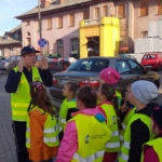 Pierwszaki z „dwójki „informują: Z wizytą w Komendzie Powiatowej Policji Pierwszaki z „dwójki „informują: Z wizytą w Komendzie Powiatowej Policji