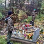 Zajęli się porządkowaniem starego cmentarza