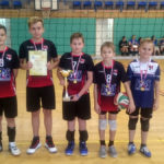 Siatkarze z gołdapskiej „Trójki” triumfowali w Giżycku