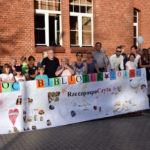 Zmęczeni, ale radośni wspólnie opuściliśmy budynek biblioteki około 23.15