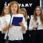 Szkoła włączyła się w ten sposób w ogólnopolską akcję śpiewania dla Niepodległej