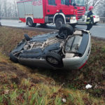 Zawracała na drodze, wpadła do rowu Zawracała na drodze, wpadła do rowu