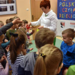 Cała Polska czyta dzieciom ze starostą Marzanną Wardziejewską