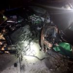 Nie zatrzymał się do kontroli. Podczas ucieczki uderzył w drzewo