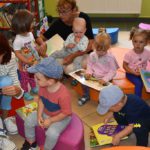 „Radosne Skrzaty” w bibliotece
