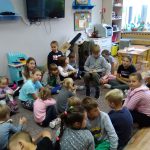 Przyjaciele Przyrody z IIIa SP2 informują: Czytamy i słuchamy…