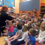 Przedszkolaki z SP 3 uczą się zasad udzielania pierwszej pomocy