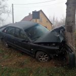 Uwaga ślisko – policjanci ostrzegają kierowców i apelują o rozwagę