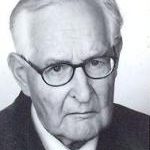 Uczęszczał do gołdapskiego gimnazjum Kantschule. Profesor Hans Rothe 1928-2021