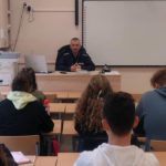 Spotkanie profilaktyczne funkcjonariusza Policji z uczniami ZSZ