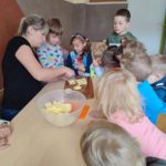 Dzień Jabłka i wykopki w grupach przedszkolnych w Boćwince