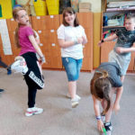 W czasie deszczu dzieci się… nie nudzą!