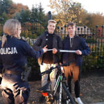 Policja apeluje: noś odblaski – bądź bezpieczny!