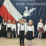 Dzień Niepodległości w grupie Delfinków z SP3