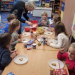 Świąteczne warsztaty plastyczno-techniczne w przedszkolu w Boćwince