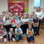 Pasowanie uczniów klas pierwszych na czytelnika w SP3