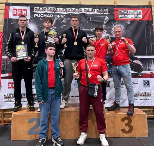 Dobry początek zawodników Stowarzyszenia Klub Sportów Walki Zdyna