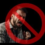 Znęcał się nad partnerką. Policja zastosowała nakaz opuszczenia lokalu i zakaz zbliżania się do pokrzywdzonej