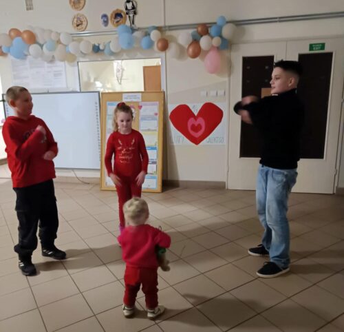 Walentynkowe party dla dzieci w Grabowie!