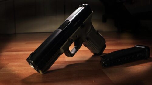 Czytelnicy informują. Czy można strzelać w centrum miasta z pistoletów-atrap na kulki?