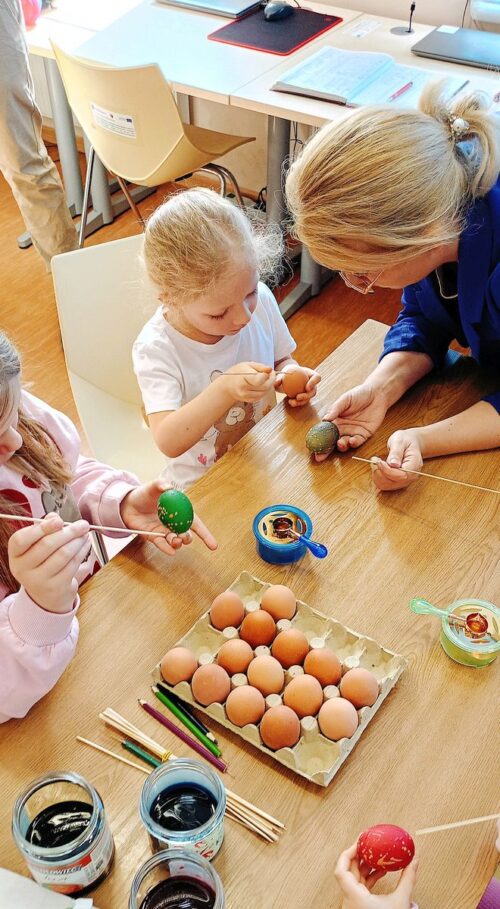 Wielkanoc w połączeniu z literaturą, tradycją i sztuką