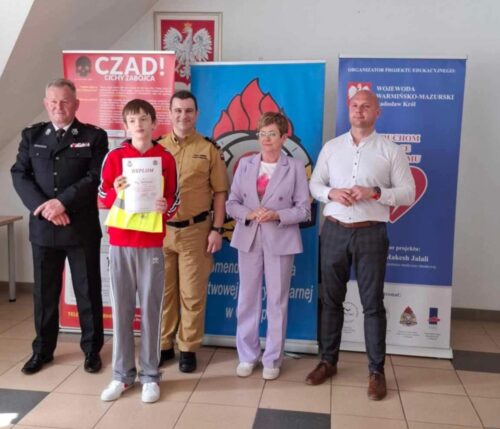 Uczniowie z SP nr 5 z sukcesami w powiatowym konkursie „Młodzież zapobiega pożarom” 
