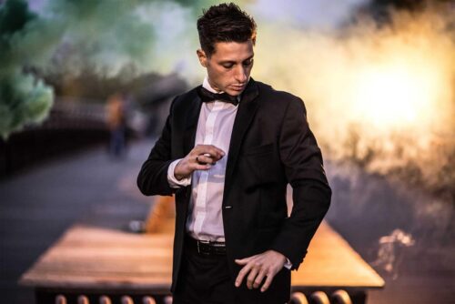 Spektakularne triki iluzjonistyczne na dużej scenie