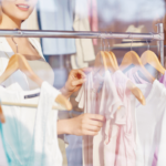 Lniane bluzki damskie w 7 odsłonach! Garść inspiracji na lato