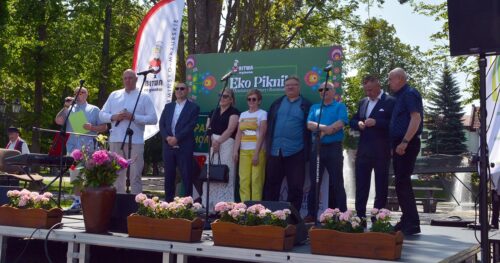 Precedencja, czyli niesmak