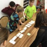 Wakacje z Gminną Biblioteką Publiczną w Baniach Mazurskich pełne ciekawych warsztatów z nową technologią