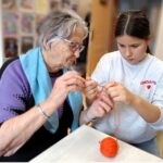 Nić, która łączy – słowa, wspomnienia i włóczkowe historie