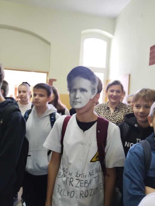 Obchody 158 urodzin Marii Skłodowskiej-Curie w Szkole Podstawowej nr 5