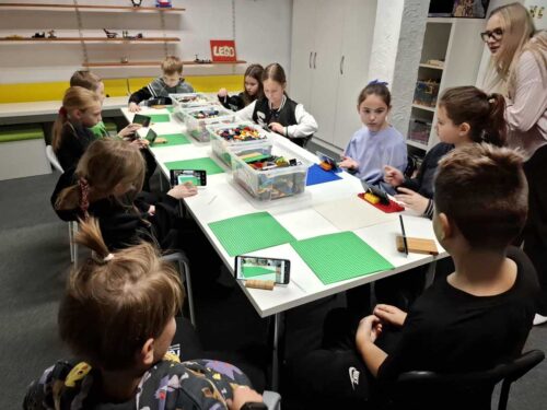 SP nr 5. Wycieczka do Ełku – nauka i zabawa w jednym!