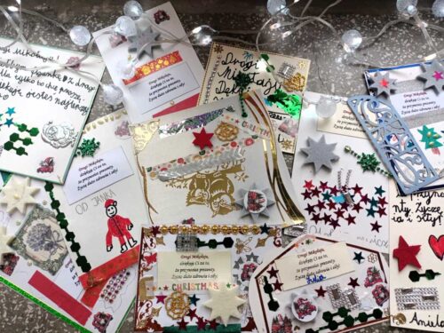 Mikołajkowe zajęcia klasy 2A w Klubie Wojskowym