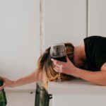 Dlaczego nie można pić nawet „śladowych ilości” alkoholu po wszyciu Esperalu? Analiza reakcji toksycznych