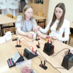 Poznali zasady bezpiecznej pracy z prądem