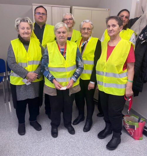 „Masz wpływ na bezpieczeństwo – reaguj!” – gołdapscy policjanci promują narzędzie KMZB, dzięki któremu każdy z nas ma wpływ na bezpieczeństwo