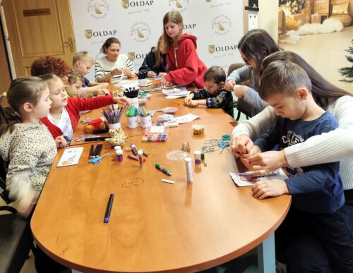 Rodzinne warsztaty „Świąteczne Cudeńka”