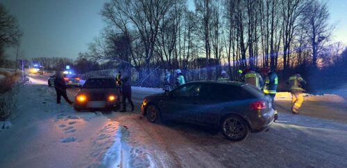 Kolizja w Linowie. Gołdapscy policjanci apelują o ostrożność na drodze!