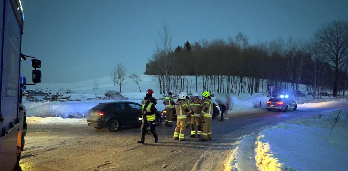 Kolizja w Linowie. Gołdapscy policjanci apelują o ostrożność na drodze!