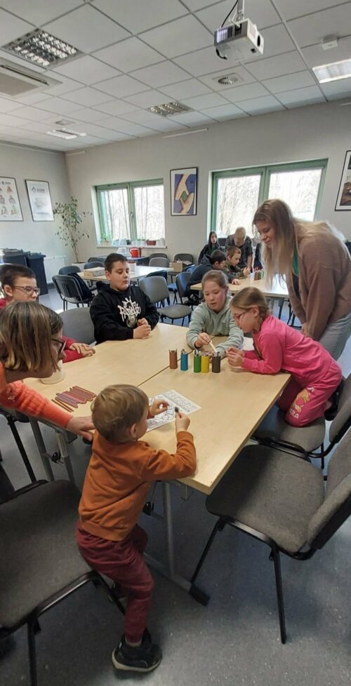 SP w Lisach. Zwieńczeniem dnia było wspólne spotkanie przy ognisku