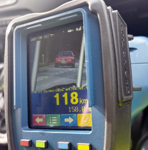 Chwila brawury i poważne konsekwencje – kierowca stracił prawo jazdy za szybką jazdę