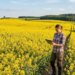 Cyfrowa rewolucja w polu: dlaczego system zarządzania gospodarstwem to coś więcej niż elektroniczny notatnik?