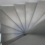 Schody w 3 godziny? Rewolucja prefabrykacji w budownictwie jednorodzinnym