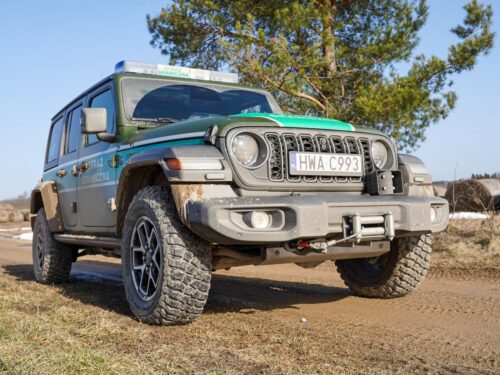 Samochody terenowe ruszyły na granicę