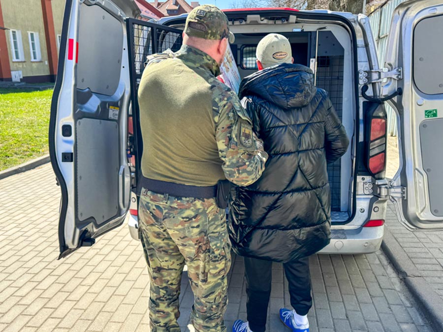 Cudzoziemcy opuścili Polskę