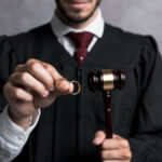 Adwokat rozwodowy – za co realnie płacisz i jak rozpoznać dobrą strategię prowadzenia sprawy?