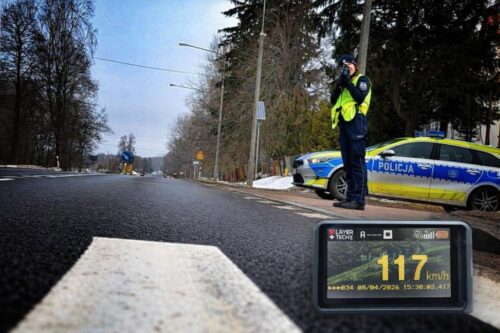 Brawura przy przejściu dla pieszych – 23-latek stracił prawo jazdy